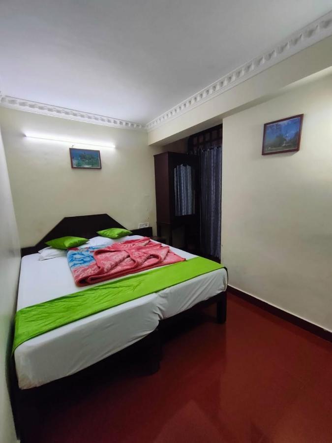 Munnar Kaippalli Budget Homestay Esterno foto